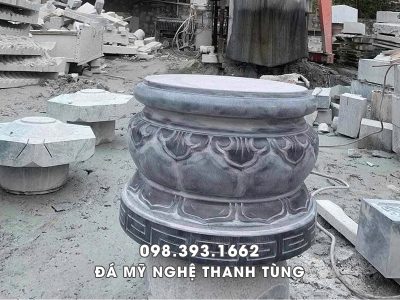 Tảng Bồng đá Nhà thờ họ - Nhà thờ tổ kê chân cột gỗ