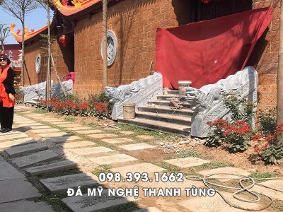 Đặt Rồng đá cho Đình làng